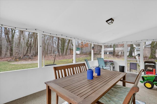 11917 Yorkshire, Ross Twp, MI 49083