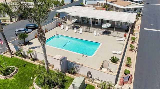 1565 W Arrow Hwy Space C23 C23, Upland, CA 91786