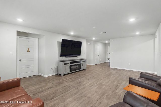 1059 Enclave Circle, Long Beach, MS 39560