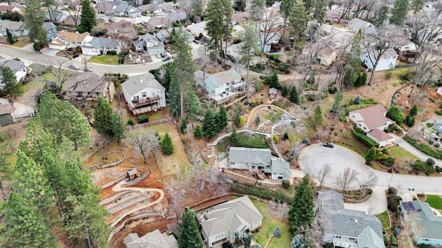 124 Ruby Ledge Ct, Grass Valley, CA 95945