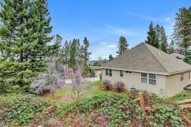 124 Ruby Ledge Ct, Grass Valley, CA 95945
