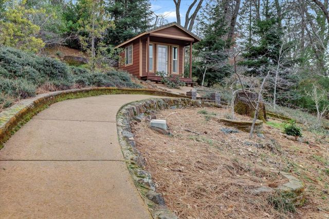 124 Ruby Ledge Ct, Grass Valley, CA 95945