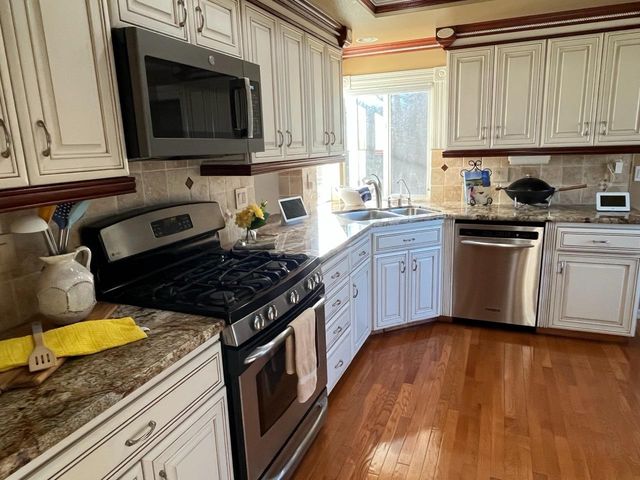 124 Ruby Ledge Ct, Grass Valley, CA 95945