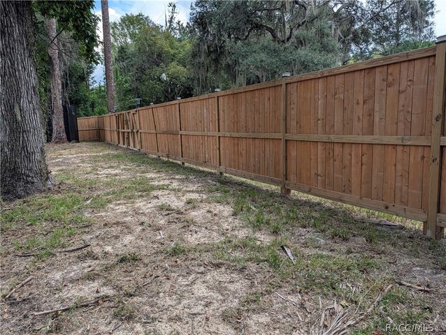 34 Palm Drive, Inglis, FL 34449