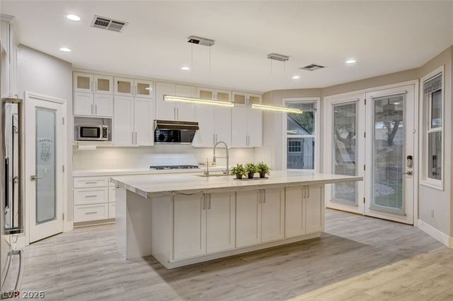 7771 High Chaparral Street, Las Vegas, NV 89113