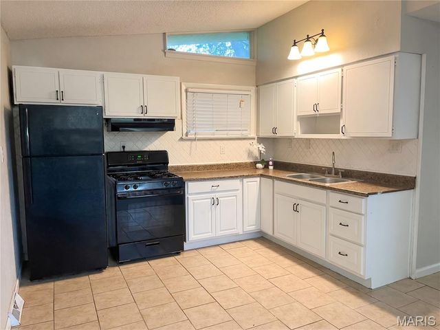 1130 Trampe Avenue, Unincorporated, MO 63138