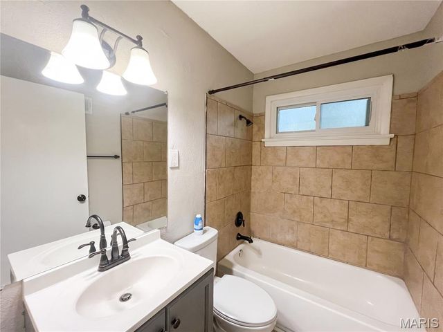 1130 Trampe Avenue, Unincorporated, MO 63138