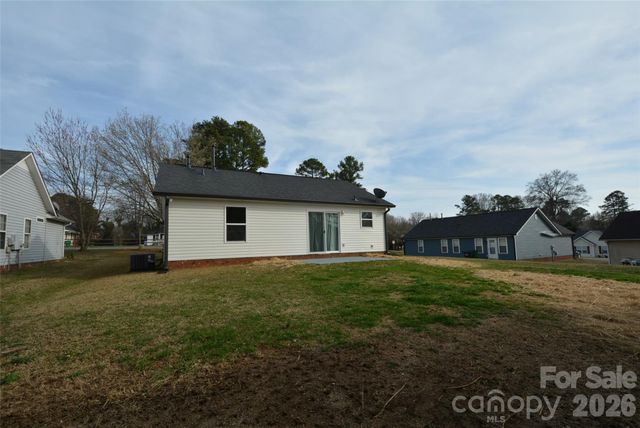6607 Sullins Road, Charlotte, NC 28214