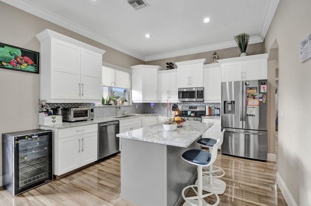 6820 NW 73rd Street, Parkland, FL 33067