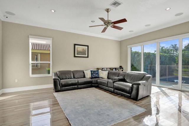 6820 NW 73rd Street, Parkland, FL 33067