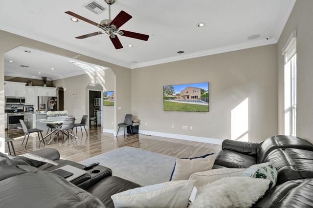 6820 NW 73rd Street, Parkland, FL 33067