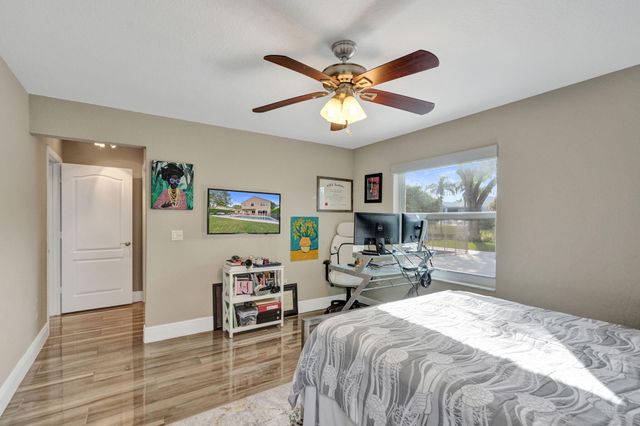 6820 NW 73rd Street, Parkland, FL 33067