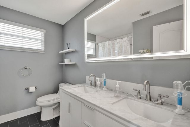 6820 NW 73rd Street, Parkland, FL 33067