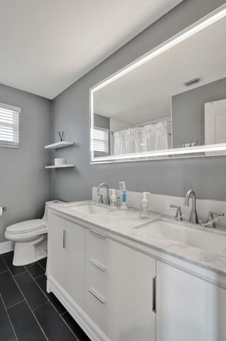 6820 NW 73rd Street, Parkland, FL 33067