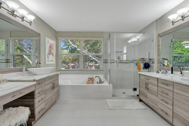 6820 NW 73rd Street, Parkland, FL 33067