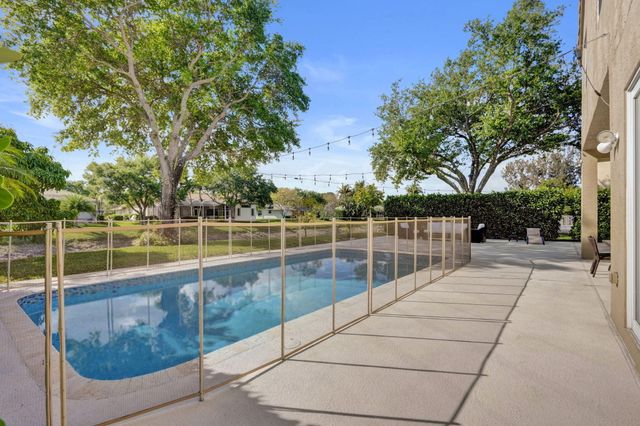 6820 NW 73rd Street, Parkland, FL 33067