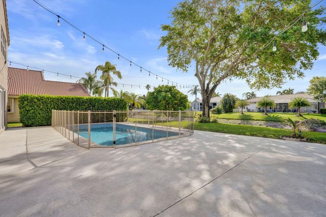 6820 NW 73rd Street, Parkland, FL 33067