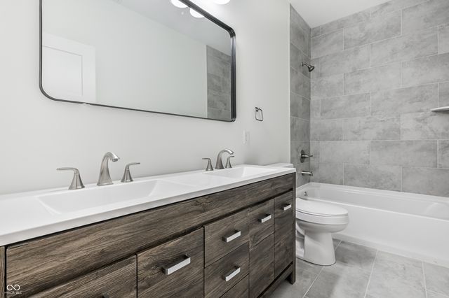 2954 MacPherson Avenue, Indianapolis, IN 46205