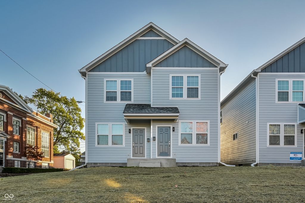 2954 MacPherson Avenue, Indianapolis, IN 46205