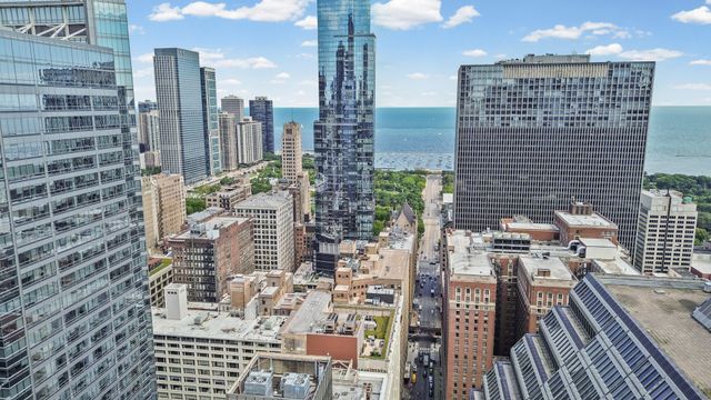 8 W Monroe Street 1103, Chicago, IL 60603