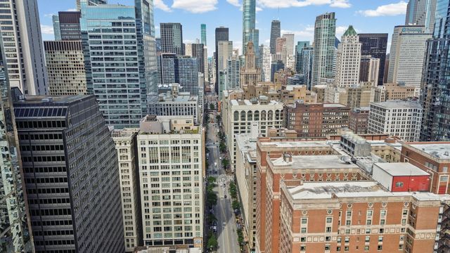 8 W Monroe Street 1103, Chicago, IL 60603