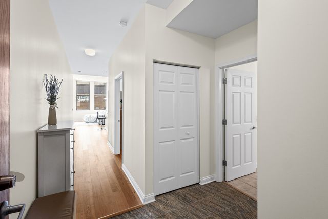 8 W Monroe Street 1103, Chicago, IL 60603