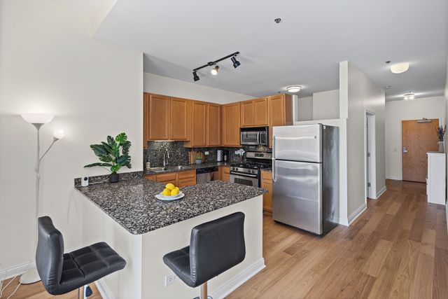 8 W Monroe Street 1103, Chicago, IL 60603