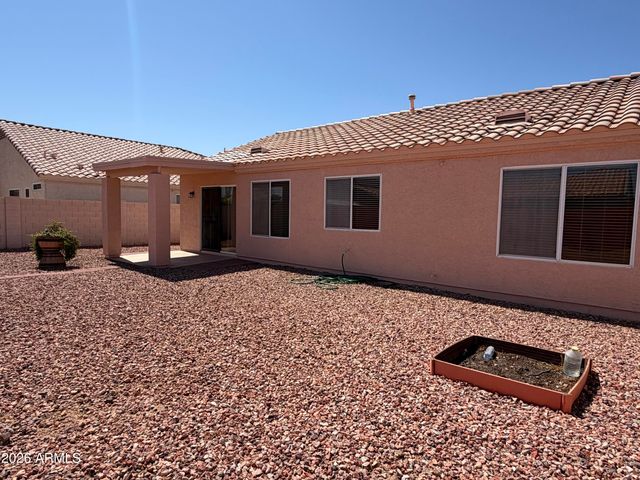 10318 W MISSOURI Avenue, Glendale, AZ 85307