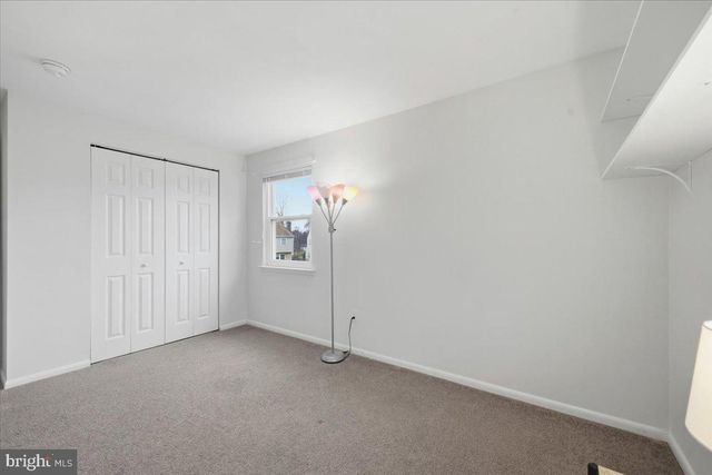 56 DEWSBURY LN, Quakertown, PA 18951