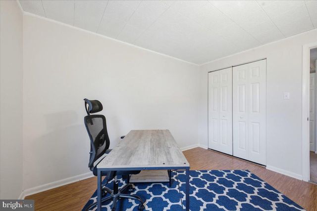 56 DEWSBURY LN, Quakertown, PA 18951