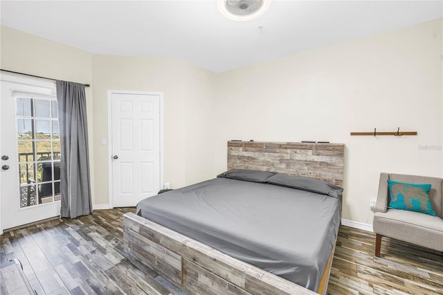 4333 BAYSIDE VILLAGE DRIVE 320, Tampa, FL 33615