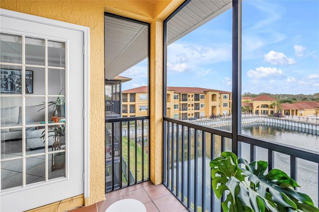 4333 BAYSIDE VILLAGE DRIVE 320, Tampa, FL 33615