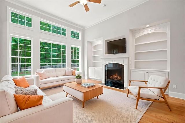 113 Laurel Street, Canton, GA 30114