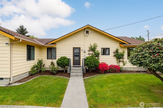1309 State Rt 20, Burlington, WA 98233