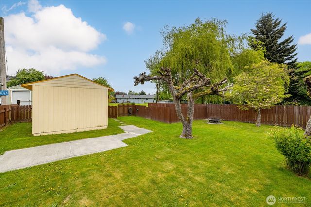 1309 State Rt 20, Burlington, WA 98233