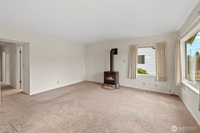 1309 State Rt 20, Burlington, WA 98233