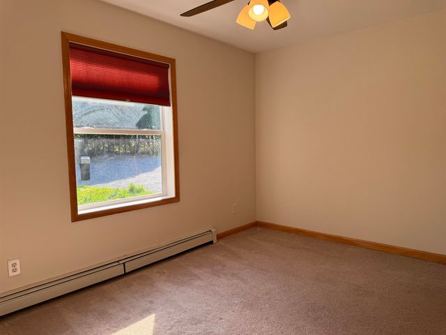 12 Vermont Drive, Hartford, VT 05001