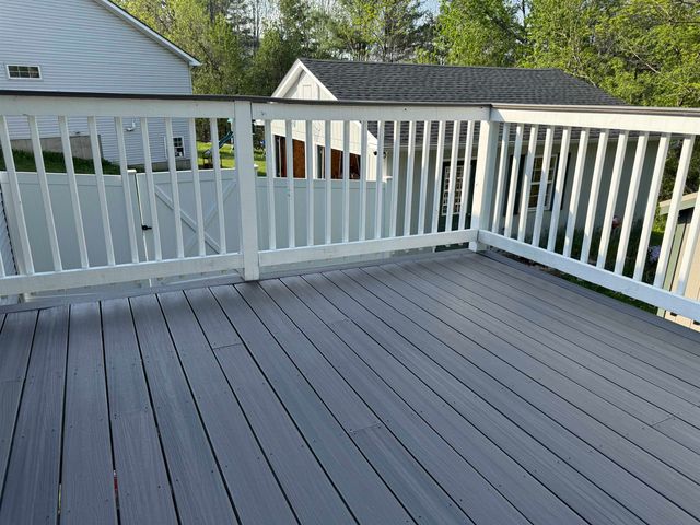 12 Vermont Drive, Hartford, VT 05001