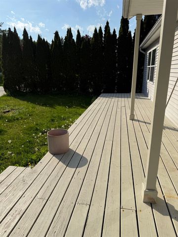 12 Vermont Drive, Hartford, VT 05001
