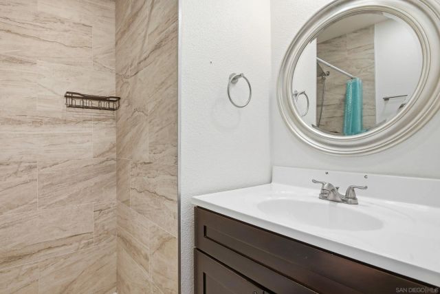 4224 Governor Dr, San Diego, CA 92122