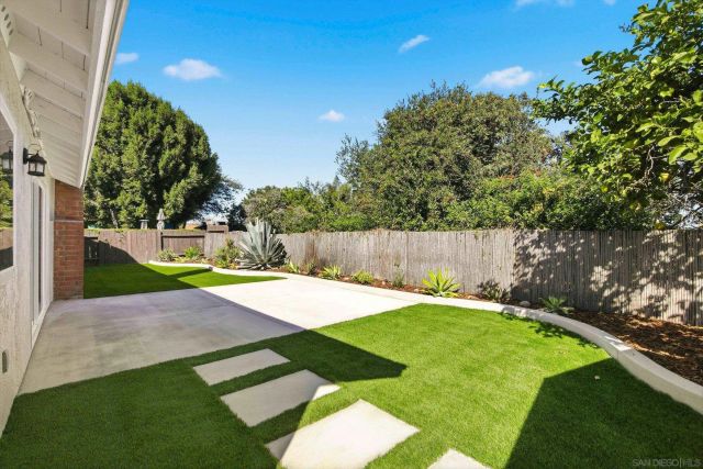 4224 Governor Dr, San Diego, CA 92122