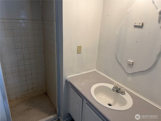 3517 Birch Bay Lynden Road, Custer, WA 98240