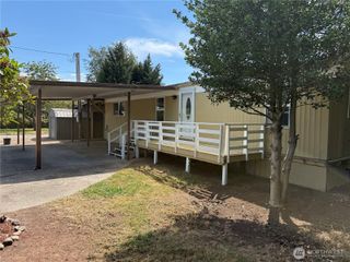 3517 Birch Bay Lynden Road, Custer, WA 98240