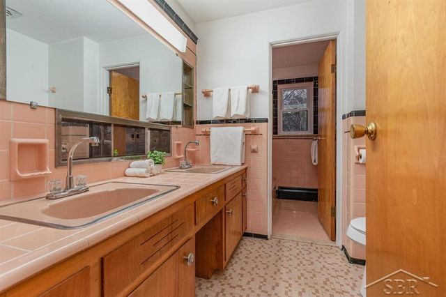 3296 Hidden Road, Bay City, MI 48706