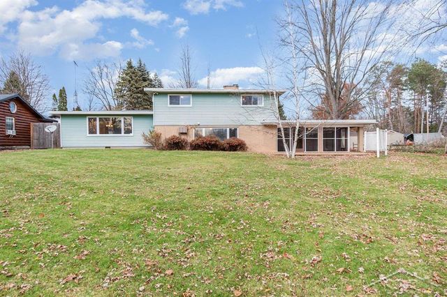 3296 Hidden Road, Bay City, MI 48706