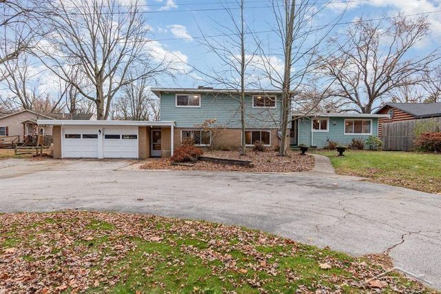 3296 Hidden Road, Bay City, MI 48706
