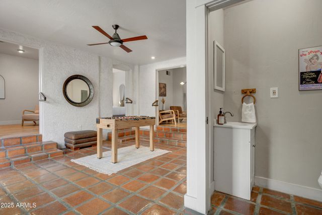 2546 N 9TH Street, Phoenix, AZ 85006