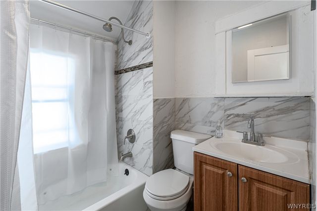 29 Wade Avenue, Buffalo, NY 14214