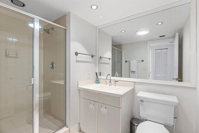 529 S Flagler Drive 6g, West Palm Beach, FL 33401