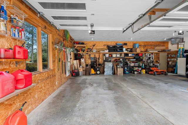 2821 LEGEND LANE, De Pere, WI 54115